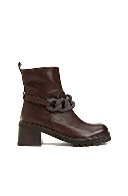 Kahverengi Kadın Bot