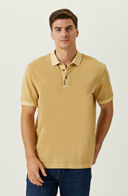 Safran Polo Yaka Nakış Detaylı T-Shirt