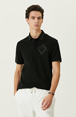 Siyah Baskılı Fermuarlı Polo Yaka T-Shirt Siyah Baskılı Fermuarlı Polo Yaka T-Shirt