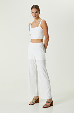 Beyaz Delikli Yüksek Bel Bol Paça Pantolon