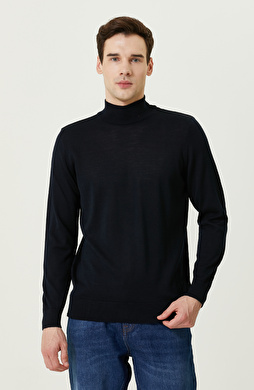 Yarım Balıkçı Yaka Lacivert Triko Kazak