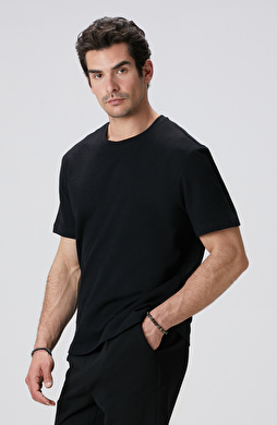 Siyah T-shirt