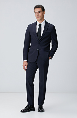 Lacivert Yün Karışımlı Takım Elbise Lacivert Yün Karışımlı Takım Elbise