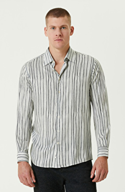 Siyah Ekru Comfort Fit Çizgili Gömlek Siyah Ekru Comfort Fit Çizgili Gömlek