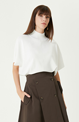 Kırık Beyaz Rahat Kalıp Basıc Triko Kazak