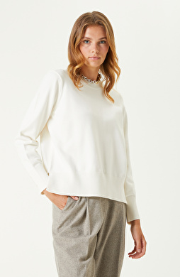 Kırık Beyaz Düğme Detaylı Basıc Triko Kazak