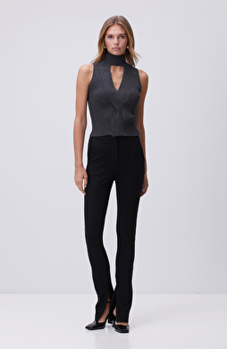 Siyah Pantolon Siyah Pantolon