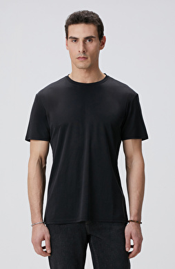 Siyah T-shirt Siyah T-shirt