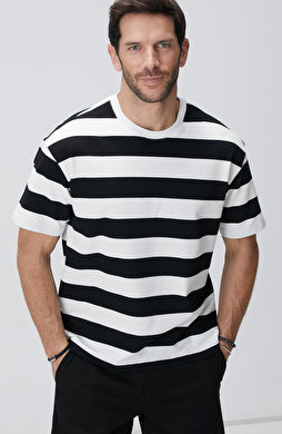 Siyah Beyaz T-shirt