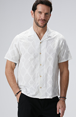 Beyaz Desenli Gömlek Beyaz Desenli Gömlek