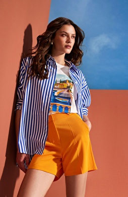 Kırık Beyaz Baskılı T-shirt