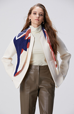 Limited Kırık Beyaz Yün Mont