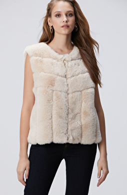 Bej Kesik Detaylı Yelek