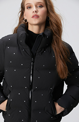 Siyah Taşlı Puffer Mont