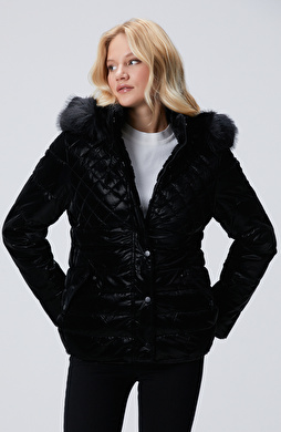 Siyah Çift Taraflı Kapüşonlu Mont