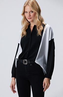 Siyah Dokuma Garnili Hırka