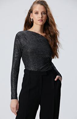 Siyah Simli Örme Bluz