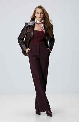 Vişne Paçası Yırtmaçlı Pantolon