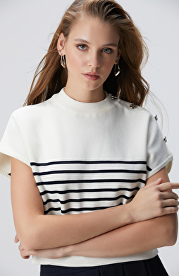 Beyaz Çizgili Kazak