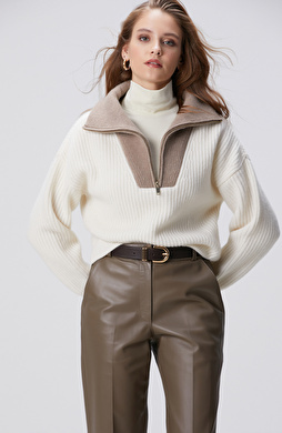 Limited Kırık Beyaz Yün Kazak