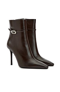 Kahverengi Kadın Toka Detaylı Bot