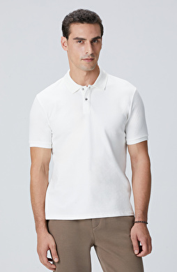 Kırık Beyaz Çıtçıtlı T-shirt Kırık Beyaz Çıtçıtlı T-shirt