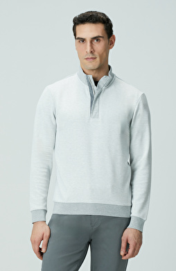 Kırık Beyaz Fermuarlı Yaka Garnili Sweatshirt