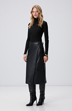 Siyah Etek Siyah Etek