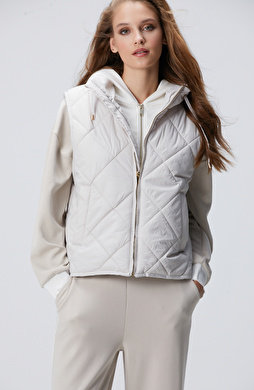 Taş Dik Yaka Kapitoneli Casual Yelek Taş Dik Yaka Kapitoneli Casual Yelek