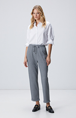 Gri Dikiş Detaylı Casual Pantolon
