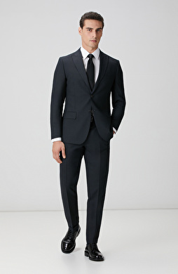 Siyah Yün Karışımlı Takım Elbise