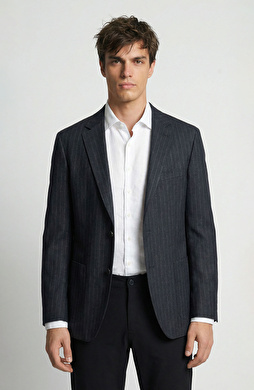 Koyu Lacivert Çizgili Çift Yırtmaç Örme Ceket