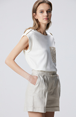 Kırık Beyaz Boncuk İşleme Cep Detaylı T-shirt