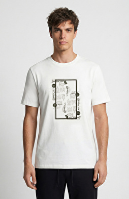 White Seal Print Detailed T-shirt