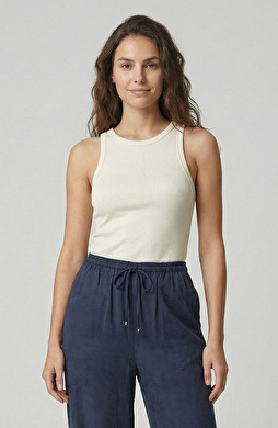 Kırık Beyaz Varak Baskılı Örme Atlet