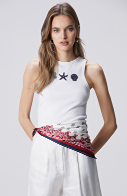 Beyaz Aksesuar Detaylı Örme Atlet