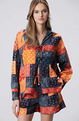 Lacivert Kırmızı Desenli Keten Bluz