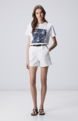 Kırık Beyaz Pile Detaylı Kısa Non Denim Şort