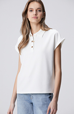Kırık Beyaz Polo Yaka Çıtçıtlı Kısa Kol Sweatshirt