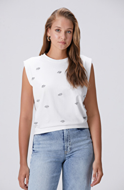 Kırık Beyaz İri Taş Baskı Detaylı T-shirt