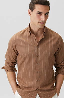 Kahverengi Gömlek