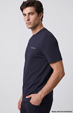 Lacivert Nakış Detaylı T-shirt