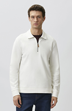 Kırık Beyaz Polo Yaka Fermuarlı Sweatshirt
