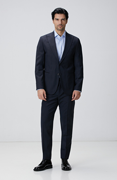 Siyah Çizgili Yün Takım Elbise