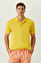 Sarı Polo Yaka Garnili T-Shirt