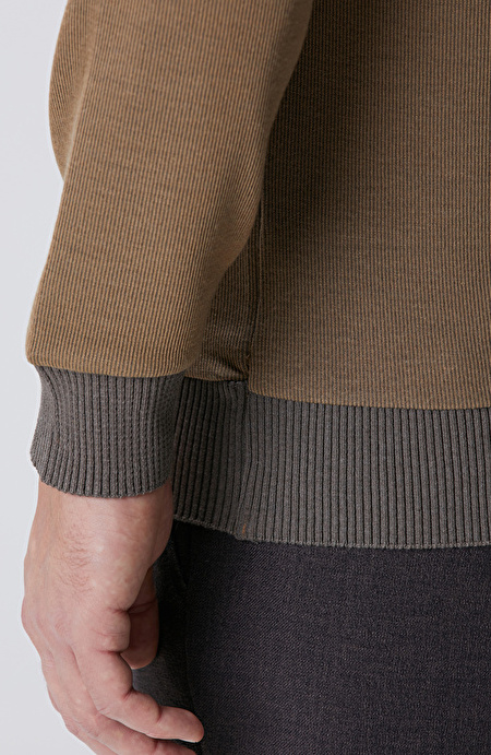 Camel Sweatshirt_7