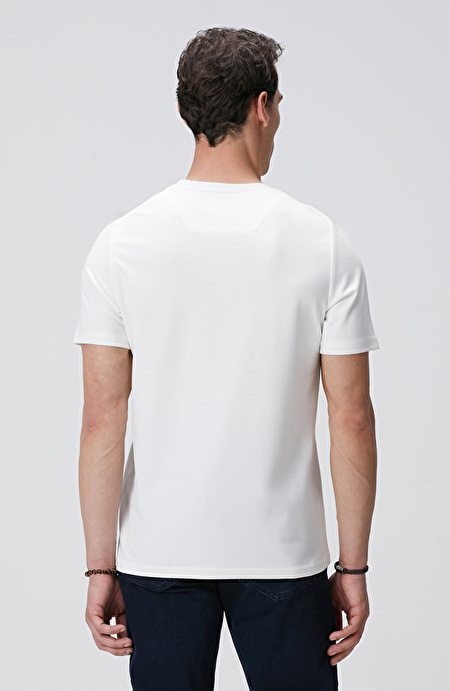 Kırık Beyaz Basic T-shirt_4