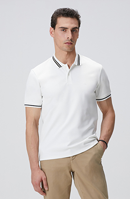 Kırık Beyaz Polo Yaka Örme T-shirt_3