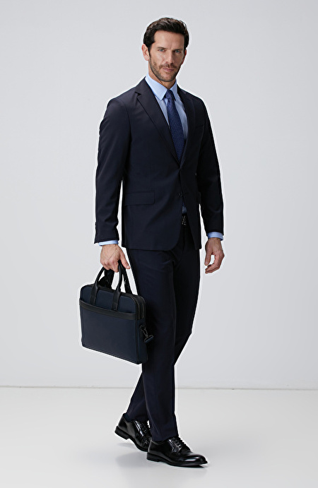 Lacivert Limited Loro Piana Kumaşından Üretilmiş Yün İpek Karışımlı Takım Elbise_1