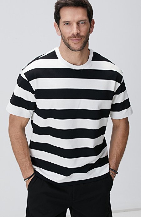 Siyah Beyaz T-shirt